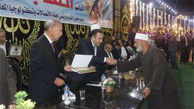محافظ القليوبية يكرم حفظة القرآن الكريم على مستوى 70 قرية