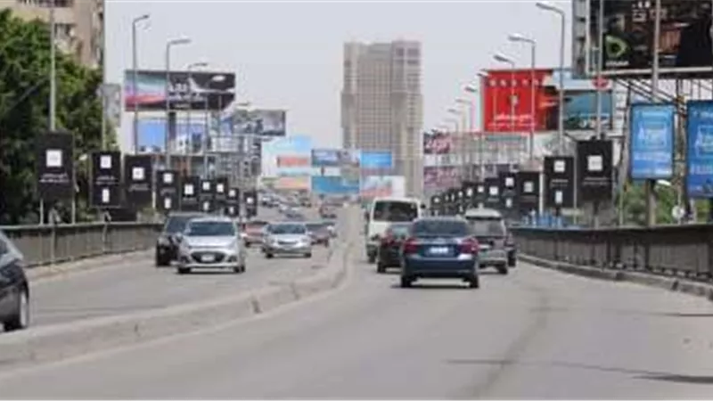 النشرة المرورية.. زحام الطرق الرئيسية في شوارع القاهرة والجيزة