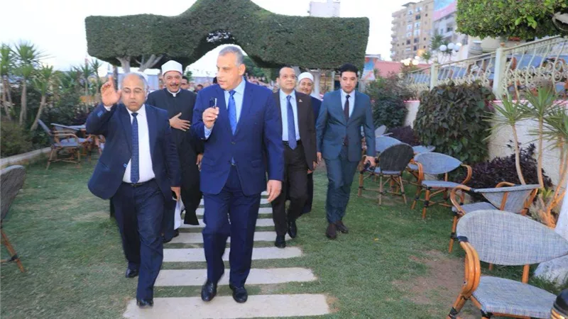 محافظ سوهاج يشارك في حفل الإفطار الجماعي لهيئة 
