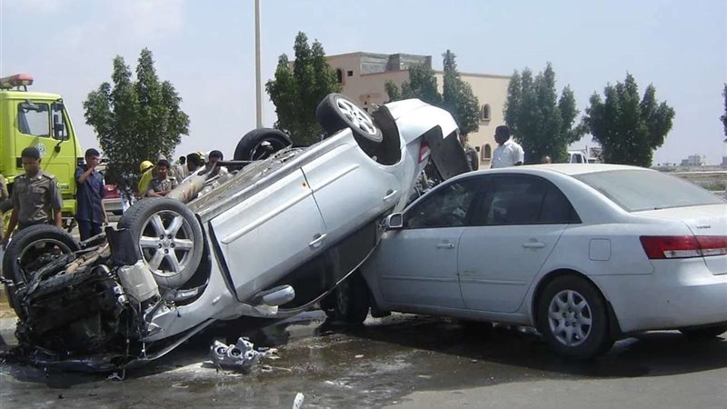 حادث تصادم سيارتين