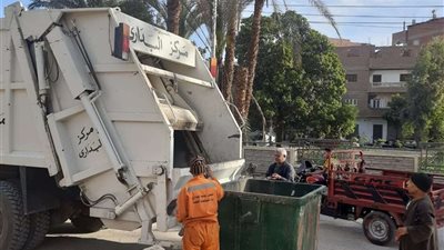 حملات نظافة مكثفة خلال أجازة عيد الفطر ورفع 450 طن مخلفات بأسيوط