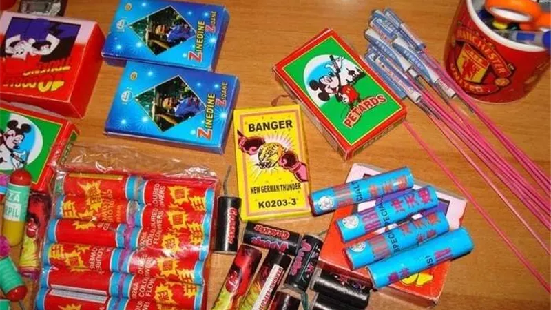 ضبط 15 آلف قطعة ألعاب نارية في الوادى الجديد