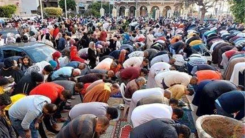 بعد تخصيص 3200 مسجد.. أوقاف قنا: فتح المساجد قبل موعد صلاة العيد بنصف ساعة