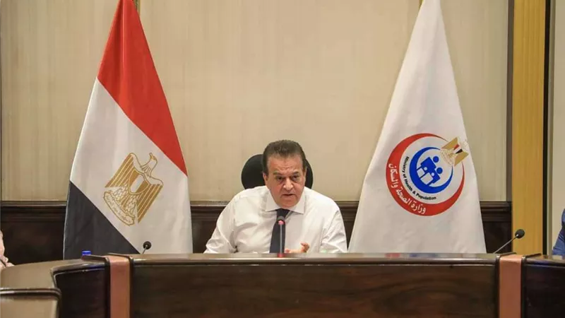 الصحة: علاج 300 ألف مواطن على نفقة الدولة خلال رمضان بتكلفة 1.7 مليار جنيه