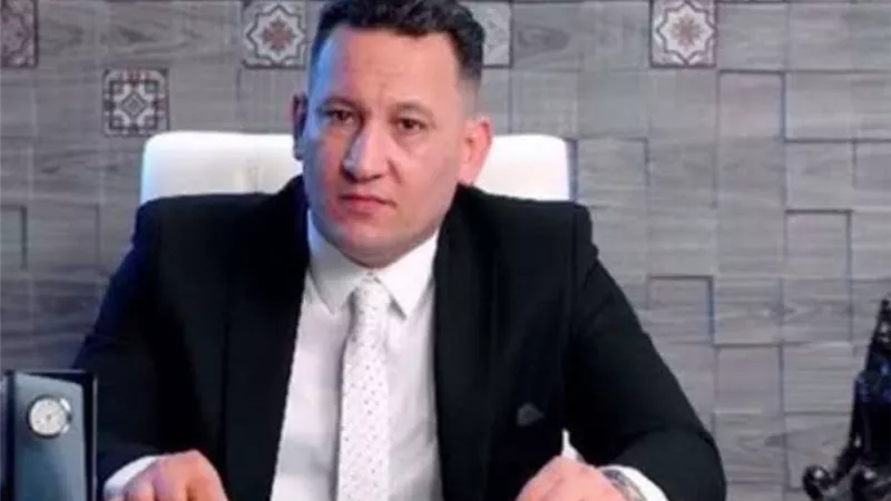 خبير يوضح أهمية قرار المركزي برفع حد السحب اليومي