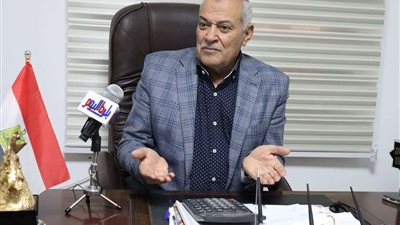 الفراخ هتوصل 40 جنيه.. رئيس شعبة الدواجن يكشف لبلدنا اليوم الشروط والموعد