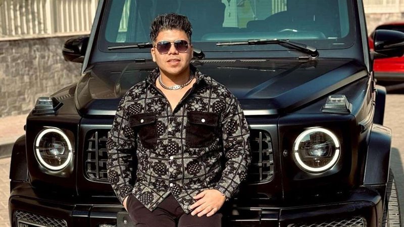 عمر كمال 