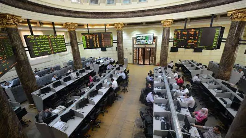 خبير اقتصادي: مؤشرات البورصة المصرية حققت أداءاً جيداً الفترة الحالية