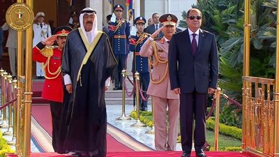 بيان رئاسي مشترك بمناسبة زيارة أمير دولة الكويت إلى  مصر
