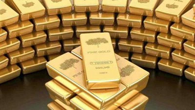 هبوط الذهب العالمي بنسبة 5.7% منذ القمة التاريخية للأوقية في أبريل الماضي