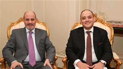 وزير الصناعة يبحث مع نظيره الأردني فرص تعزيز العلاقات