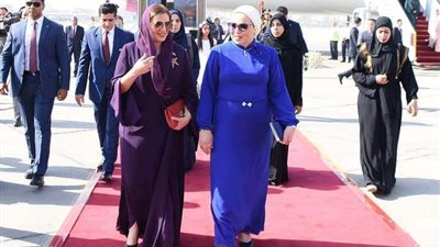 السيدة انتصار السيسي ترحب بزيارة عهد بنت عبدالله البوسعيدية حرم سلطان عمان