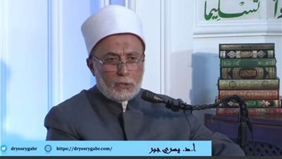 إزاى أعرف إن ربنا قبل طاعتي؟.. أزهري يجيب