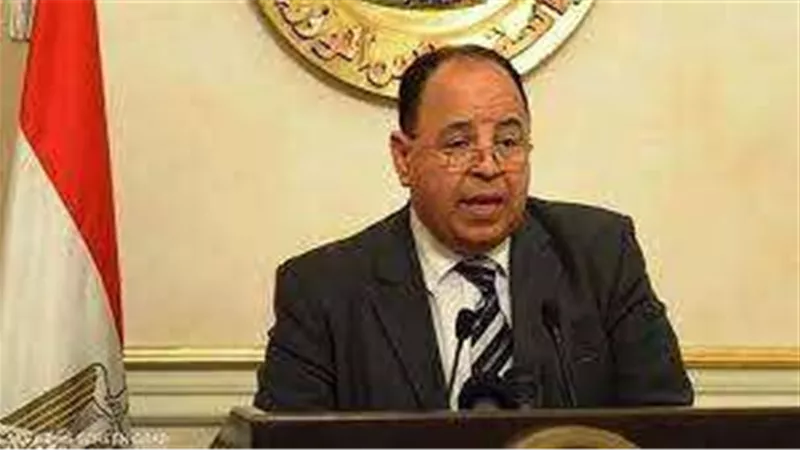 وزير المالية ينفي اتهامات إخفاء المعلومات ويؤكد التعاون مع مجلس النواب