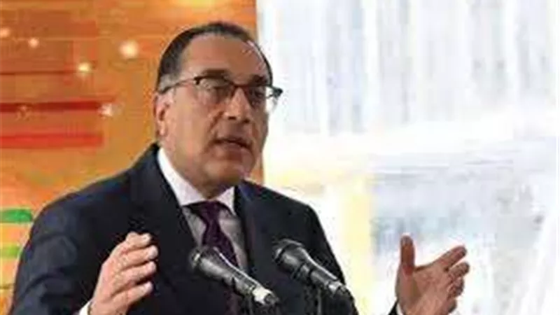 يغني عن السفر للخارج.. رئيس الوزراء يتابع إنشاء مركز جوستاف لعلاج الأورام في مصر