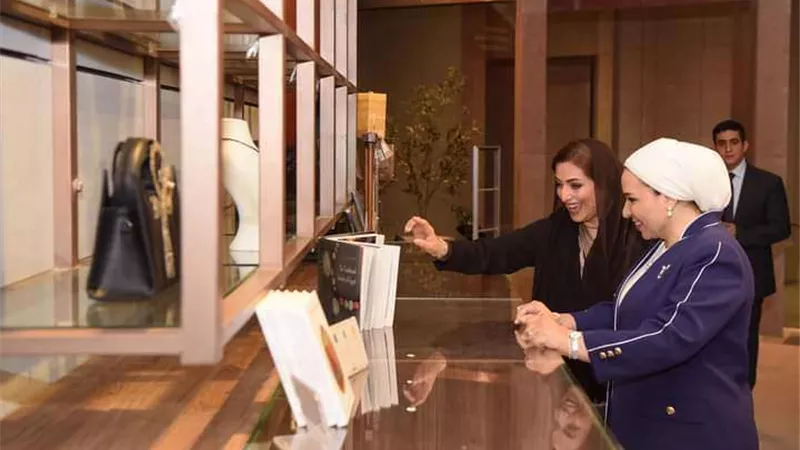 انتصار السيسي وقرينة سلطان عُمان تزوران العاصمة الإدارية
