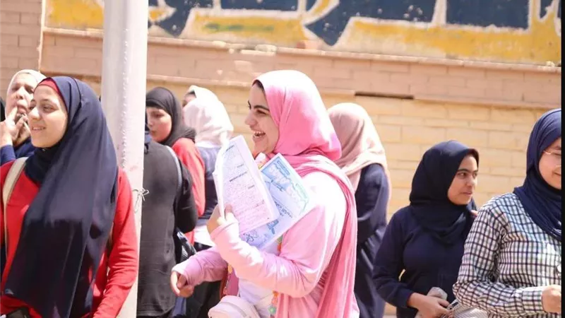 التعليم: 30% من أسئلة الثانوية العامة في مستوى الطالب البسيط