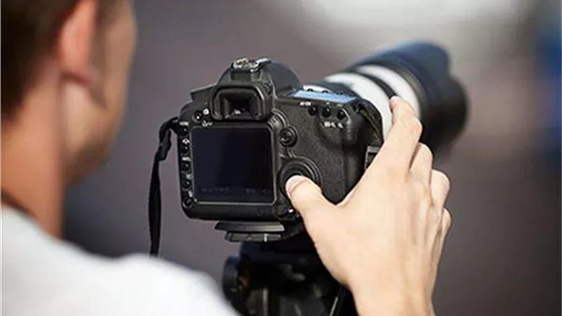 المصورين: قرار الأوقاف بمنع التصوير بالمساجد مخالف للدستور
