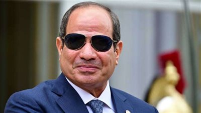 عاجل| الرئيس السيسى يعود إلى أرض الوطن بعد مشاركته فى القمة العربية بالبحرين