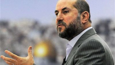 مستشار الرئيس الفلسطيني: ستتوقف الحرب إذا أرادت أمريكا وعلى الدول العربية تغيير لغة الضغط على واشنطن