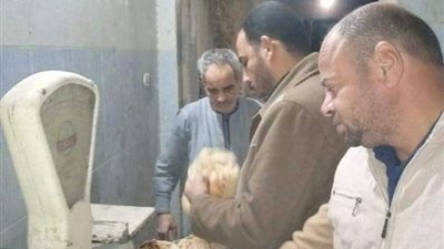 ضبط 39 طن دقيق أبيض ومدعم خلال حملات تموينية