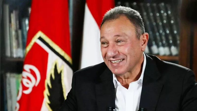 رسميًا.. الخطيب رئيسًا لبعثة الأهلي في تونس