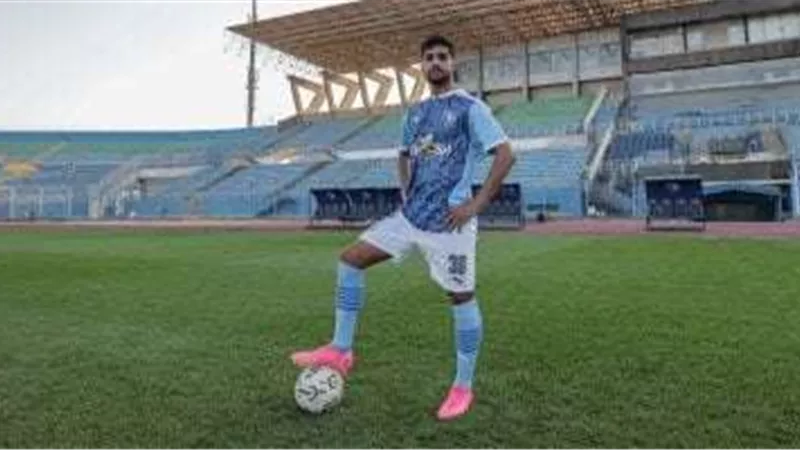 إبراهيم عادل يعرب عن سعادته لتمديد تعاقده مع نادي بيراميدز  بشكل رسمي