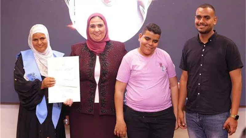 وزيرة التضامن الاجتماعي تكرم الأمهات المثاليات لعام 2024