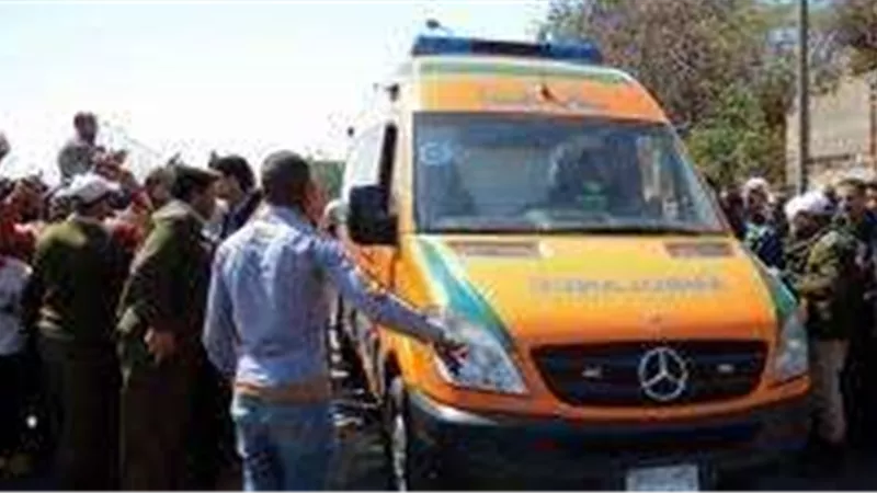 إصابة نقاش سقط من القطار بسوهاج