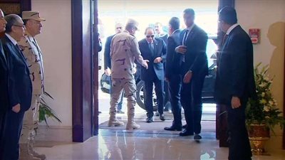 عاجل | الرئيس السيسي يصل مركز المنارة لافتتاح المشروعات التنموية بجنوب الوادي