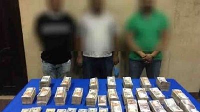 بحيازتهم 8 مليون جنيه.. ضبط عناصر تشكيل عصابي تخصص فى الاتجار بالعملات الأجنبية