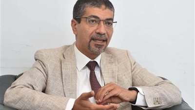 برلماني: اجتماع السيسي مع زعيم الحزب الجمهوري الأمريكي يؤكد أهمية الدور المصري في تحقيق الاستقرار