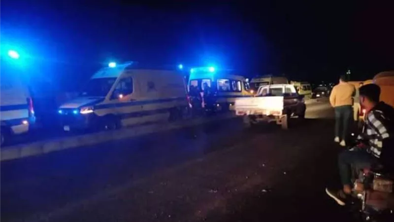 مصرع عامل في حادث تصادم بالطريق الصحراوي الغربي بسوهاج