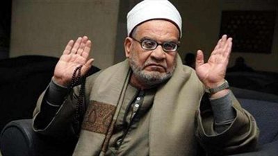 هدم للإسلام| مشادة بين أحمد كريمة وأزهري بسبب موعد الحج