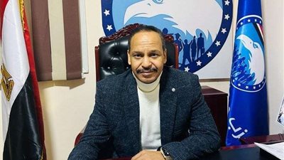 قيادى بـ