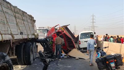 مصرع شاب وإصابة 3 آخرين فى حادث مروع على طريق قنا الصحراوى