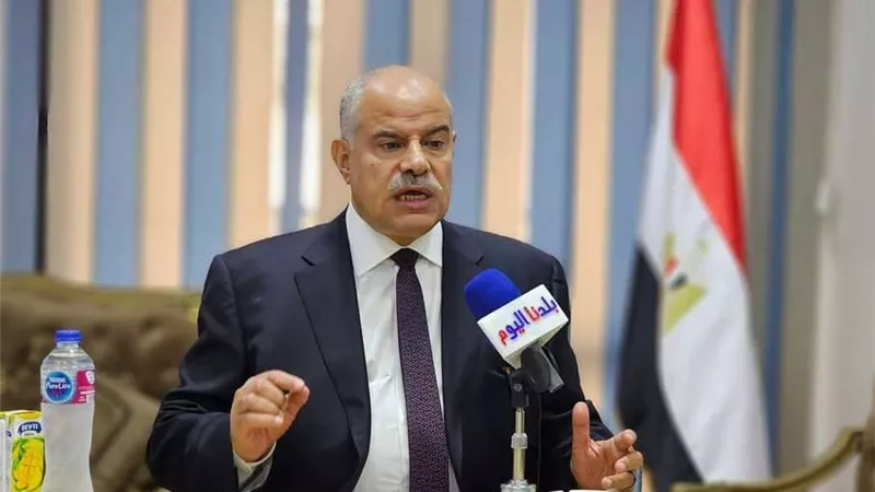 العنف في غزة لن يجدي.. اللواء رأفت الشرقاوي يوجه رسالة هامة
