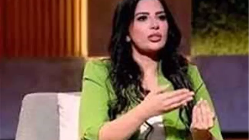ما بين الحب والاكتئاب.. أميرة هاني مطلوبة على جوجل