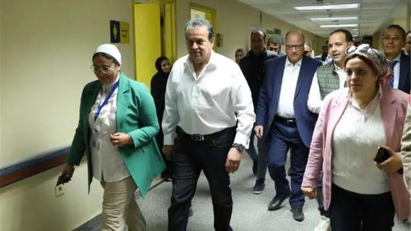 وزير الصحة يتفقد مستشفى مارينا المركزي