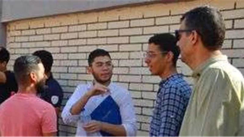 بدء امتحانات الثانوية العامة في القاهرة وسط إجراءات وقائية مشددة