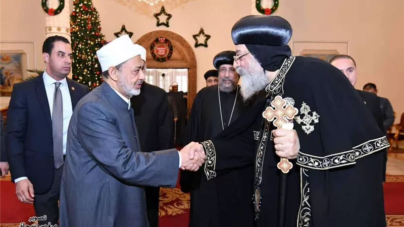 هاتفيًا.. قداسة البابا تواضروس الثانى يهنئ فضيلة الإمام الأكبر شيخ الأزهر بعيد الأضحى المبارك
