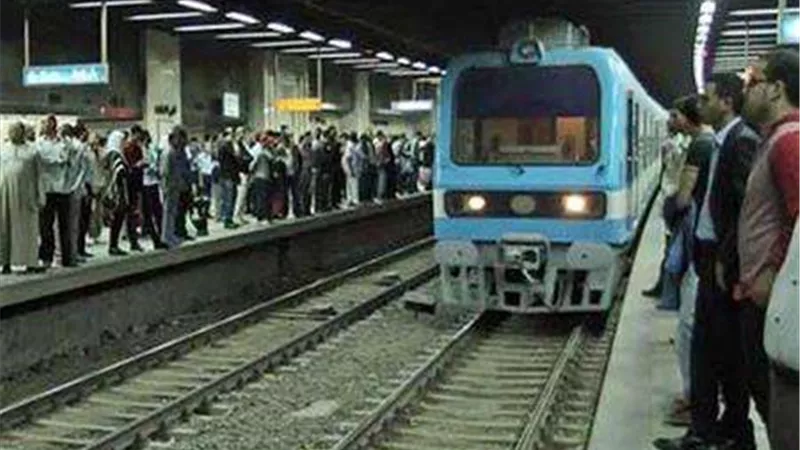 أسباب توقف حركة المترو بالخط الثالث