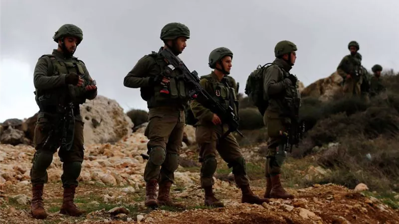 الجيش الإسرائيلي يحرق صالة المغادرة في الجانب الفلسطيني من معبر رفح