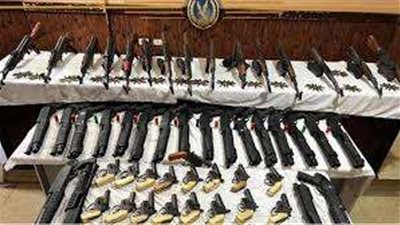بحوزته 12 قطعة.. ضبط حداد بتهمة الاتجار بالأسلحة النارية بالقليوبية