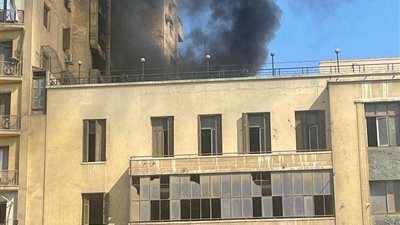 اندلاع حريق هائل داخل شقة سكنية بالعمرانية