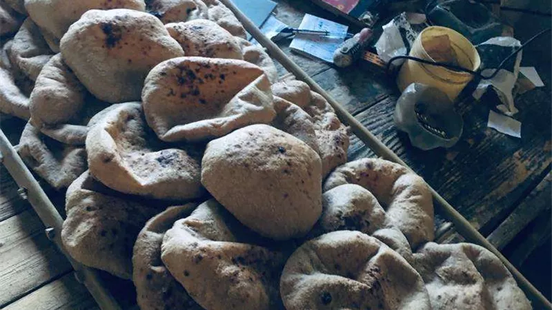 خلال 24 ساعة.. ضبط 17 طن دقيق مهرب قبل بيعها في السوق السوداء