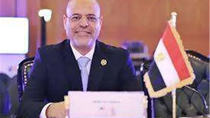 محمد جبران يؤدي اليمين الدستورية وزيرًا للعمل أمام الرئيس السيسي