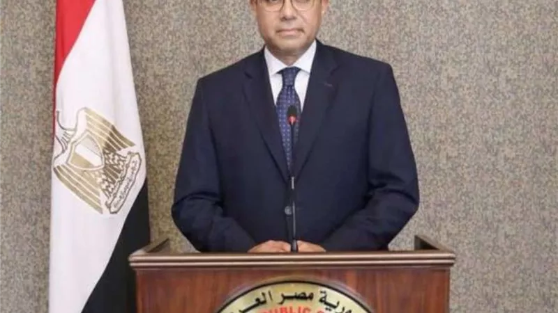 تليفونيا.. وزير الخارجية والهجرة يتلقى التهاني من نظيره الجزائري