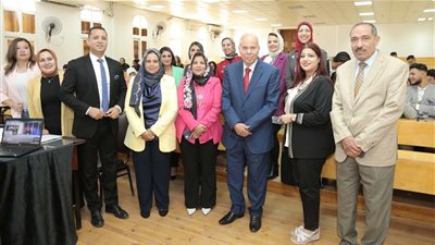 إلهام يونس: تأهيل الطلاب لسوق العمل هدفًا رئيسيًا من أهداف كلية الإعلام أكاديمية الشروق