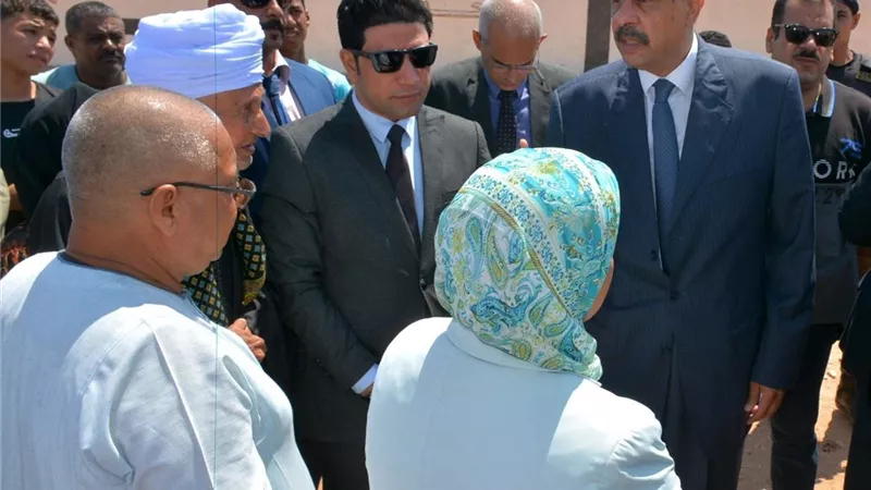 محافظ سوهاج الجديد يُقيل رئيس مركز ومدينة المنشأة.. تفاصيل
